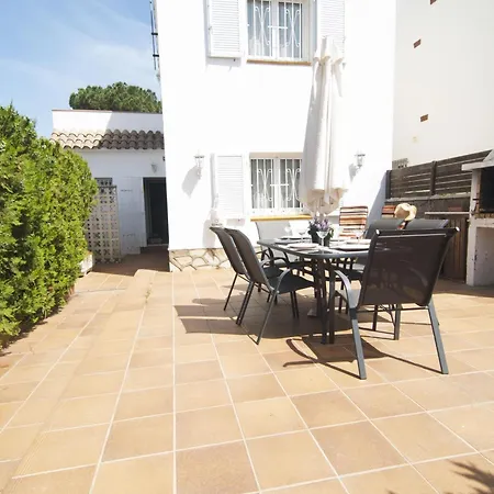 Vila Casa Elegante Con Piscina Y Terraza En L'escala - Hisp-7-90 Torroella de Montgrí