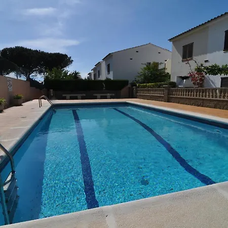 Casa Elegante Con Piscina Y Terraza En L'escala - Hisp-7-90 Vila *