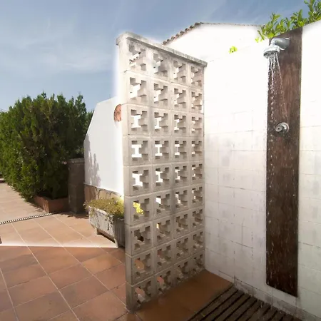 Casa Elegante Con Piscina Y Terraza En L'escala - Hisp-7-90 *